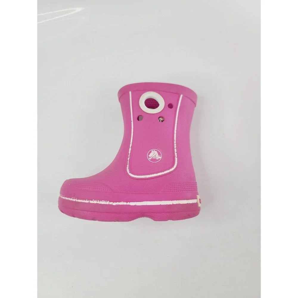 Crocs, Solid Slip-On Rubber‎ Casual Rubber Rain Boots, Girl, Size 6/7, Pink.